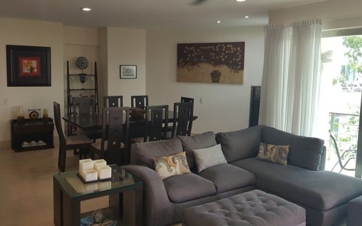 Condo Via 38 Renta Vacacional